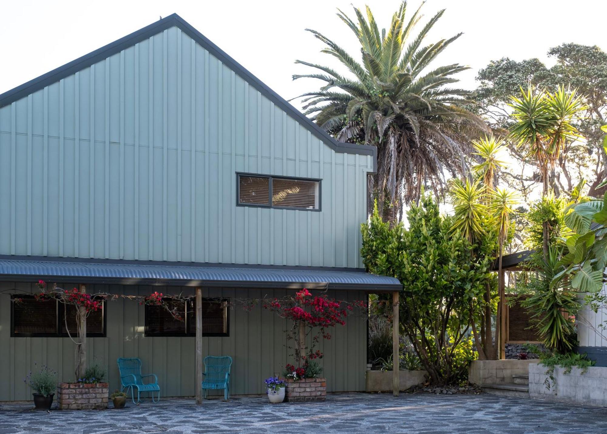 Bow Street Apartments & Cottage Raglan Exterior foto