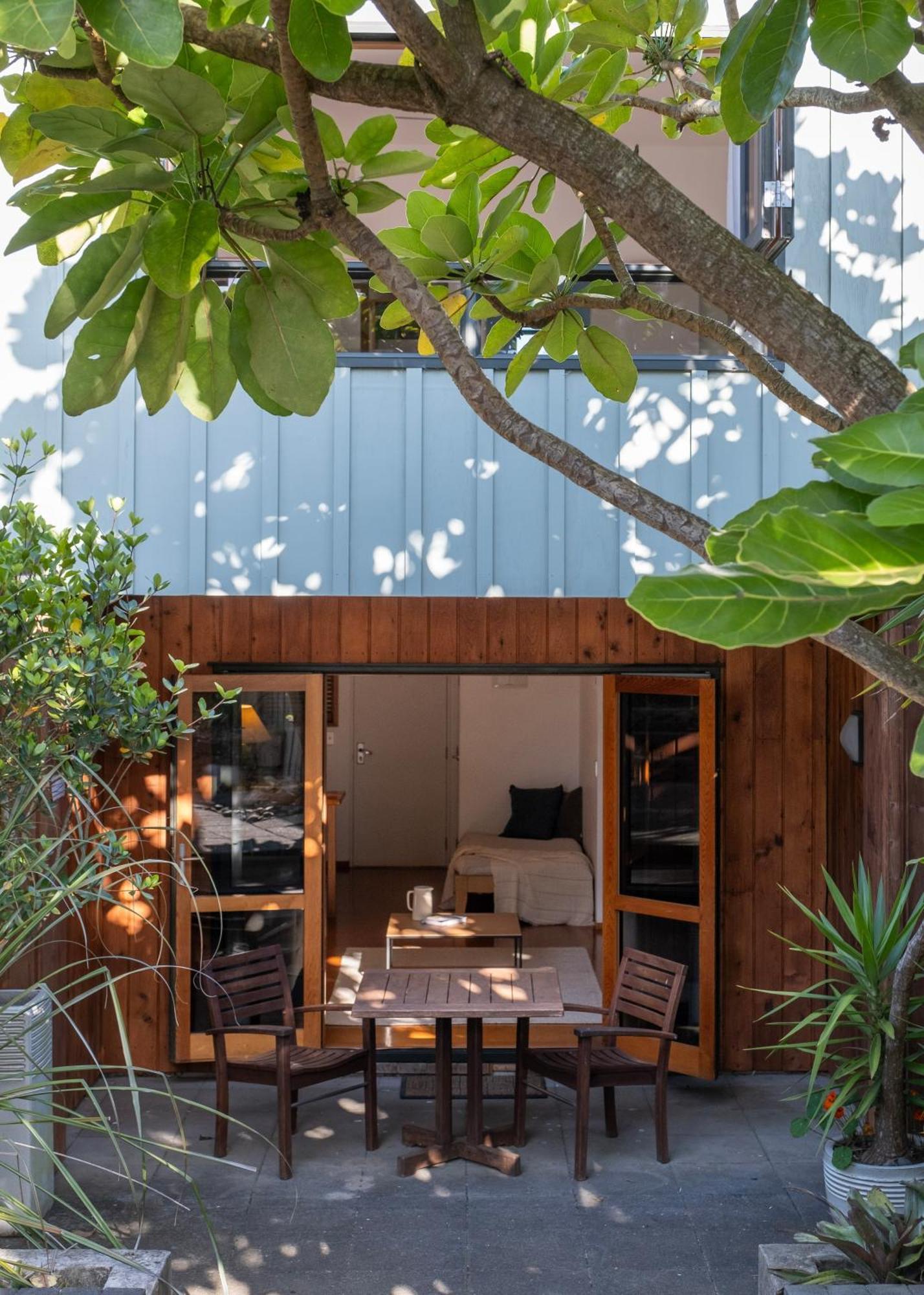Bow Street Apartments & Cottage Raglan Exterior foto